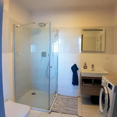 Beztroski Z Widokiem Na Morze 5 Morz Apartment